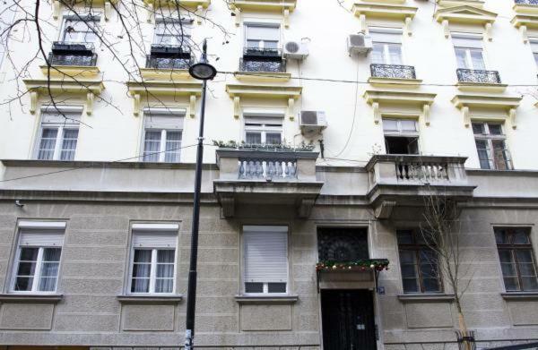 Crown Apartment With Garden View Beograd Eksteriør bilde